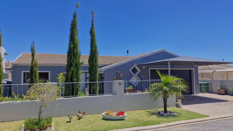 4 Bedroom Property for Sale in Country Club Western Cape